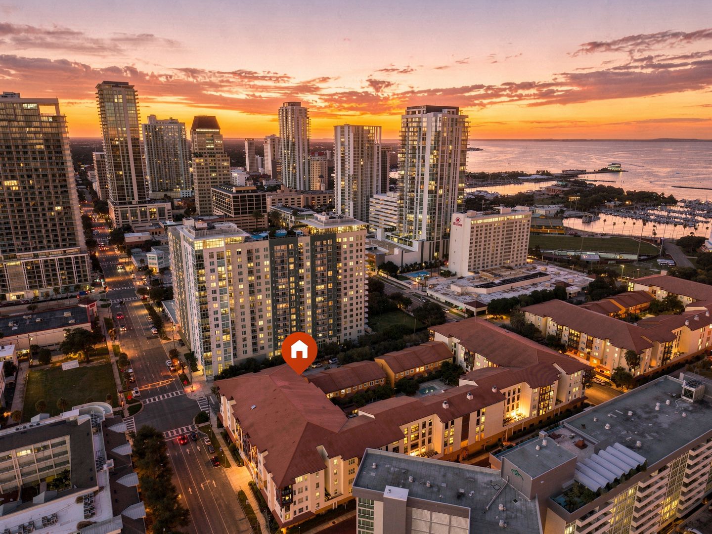 St. Petersburg Condo: 200 4th Ave S UNIT 228