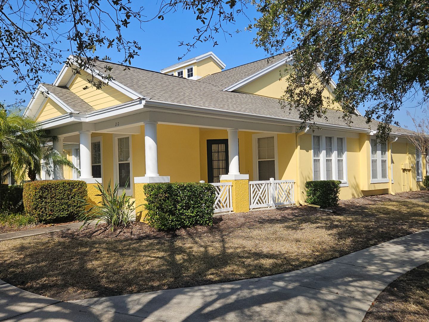 Apollo Beach House: 212 Breakers Ln