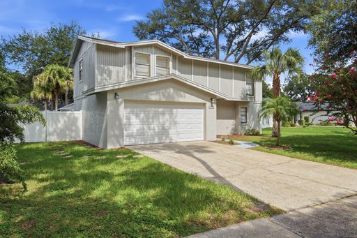 Two-story 3BR/2.5 Bath Country Place home in Carrollwood. – photo 1