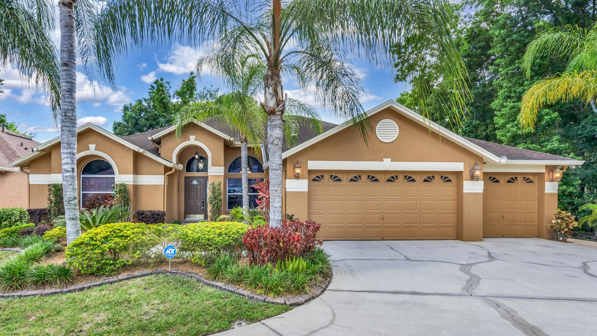 Wesley Chapel House: 29135 Rivergate Run