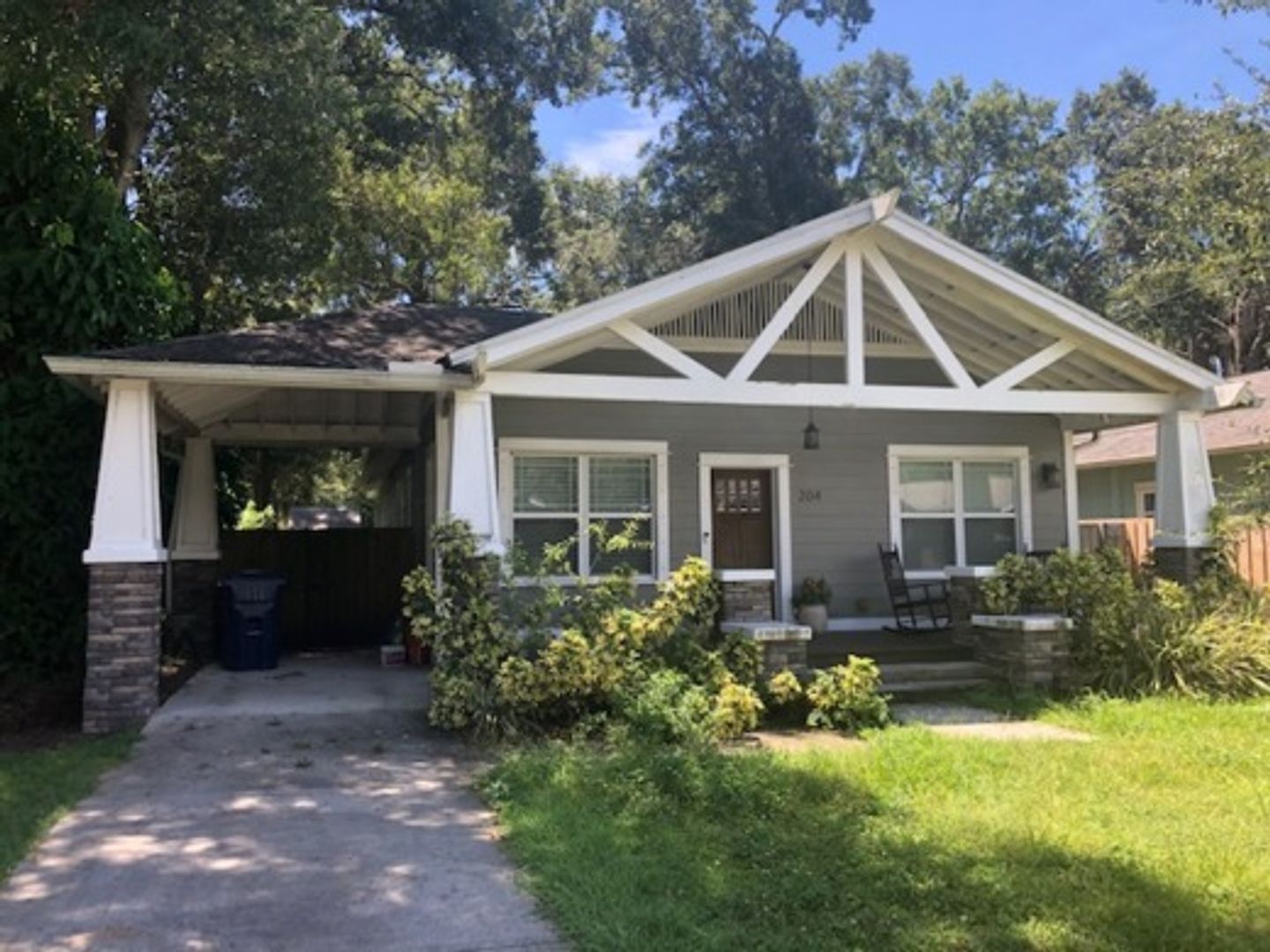 Tampa House: 204 W Emma St