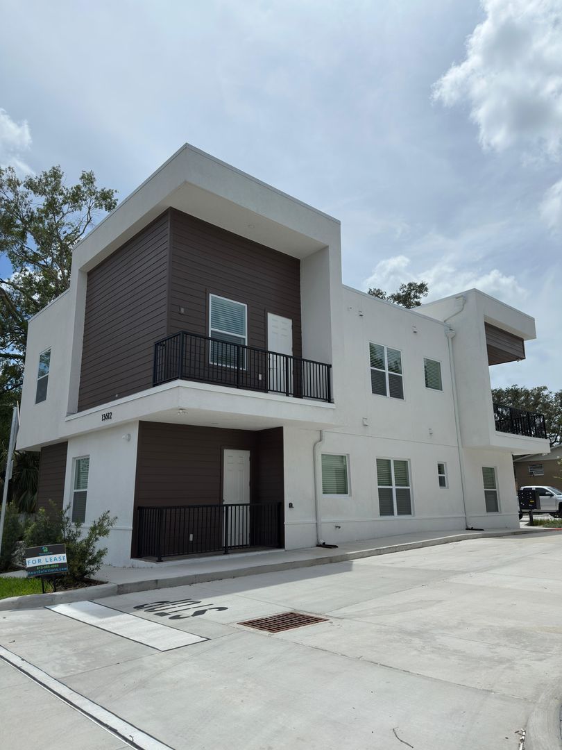 Tampa Townhome: 13614 N 22nd Street