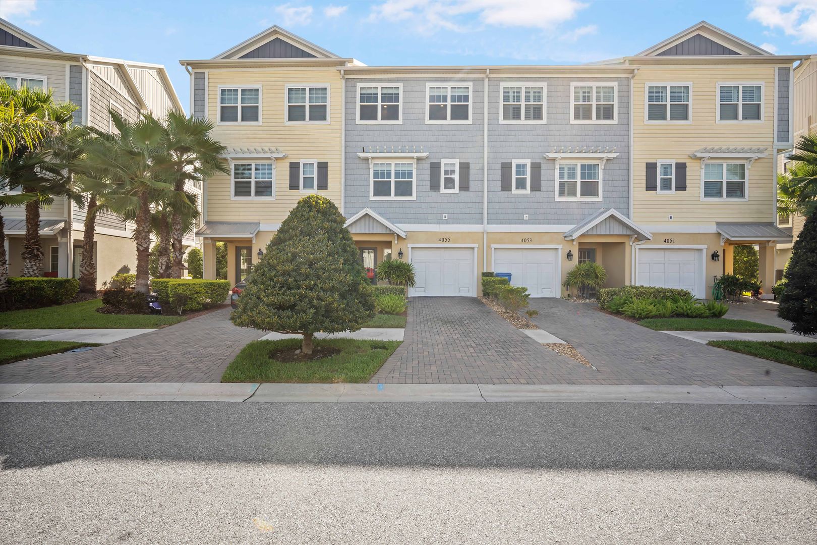 Tampa Townhome: 4055 Rocky Shores Dr
