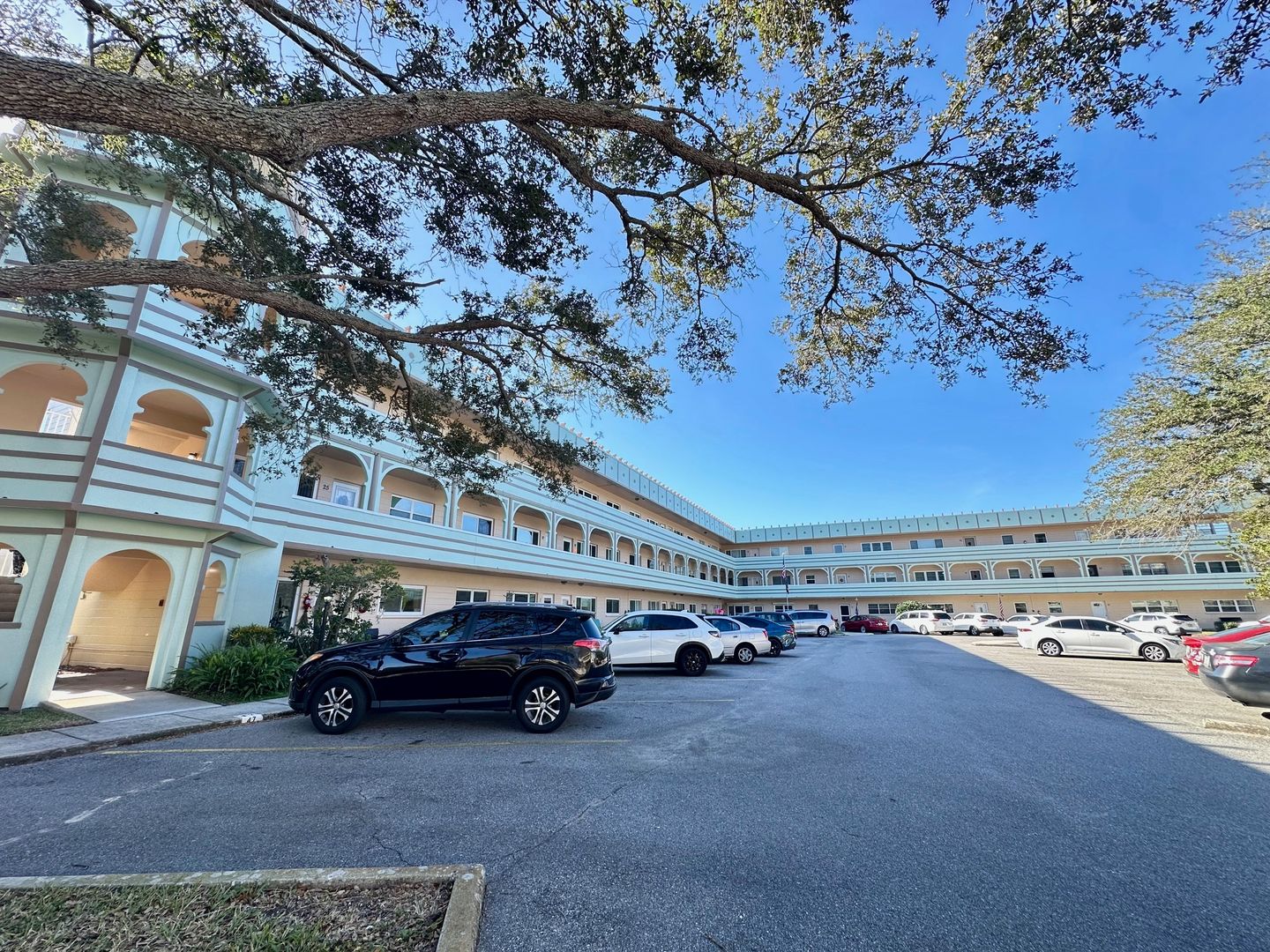 Clearwater Condo: 2287 Philippine Dr, #29