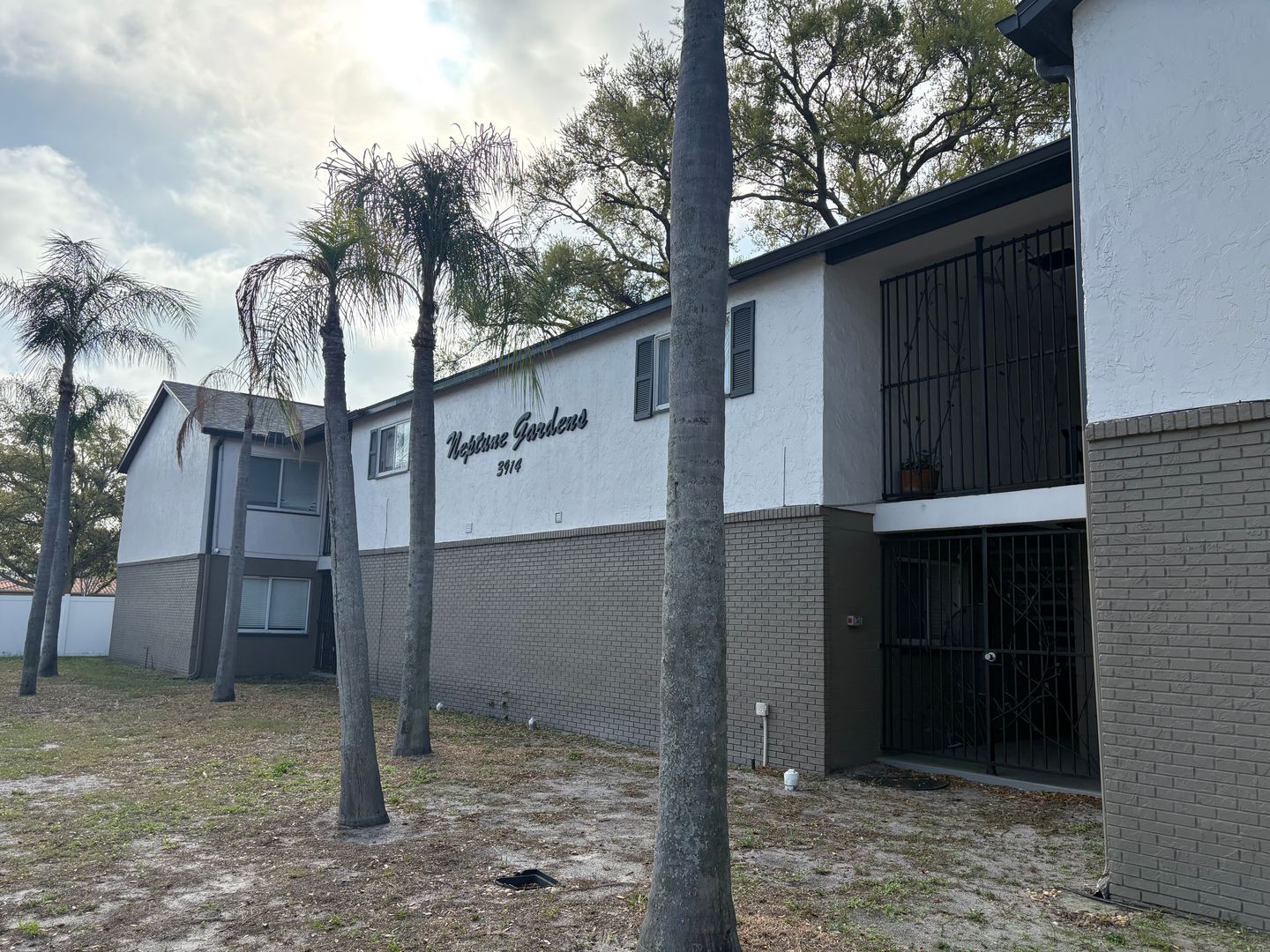 Tampa Condo: 3914 W Neptune St #27