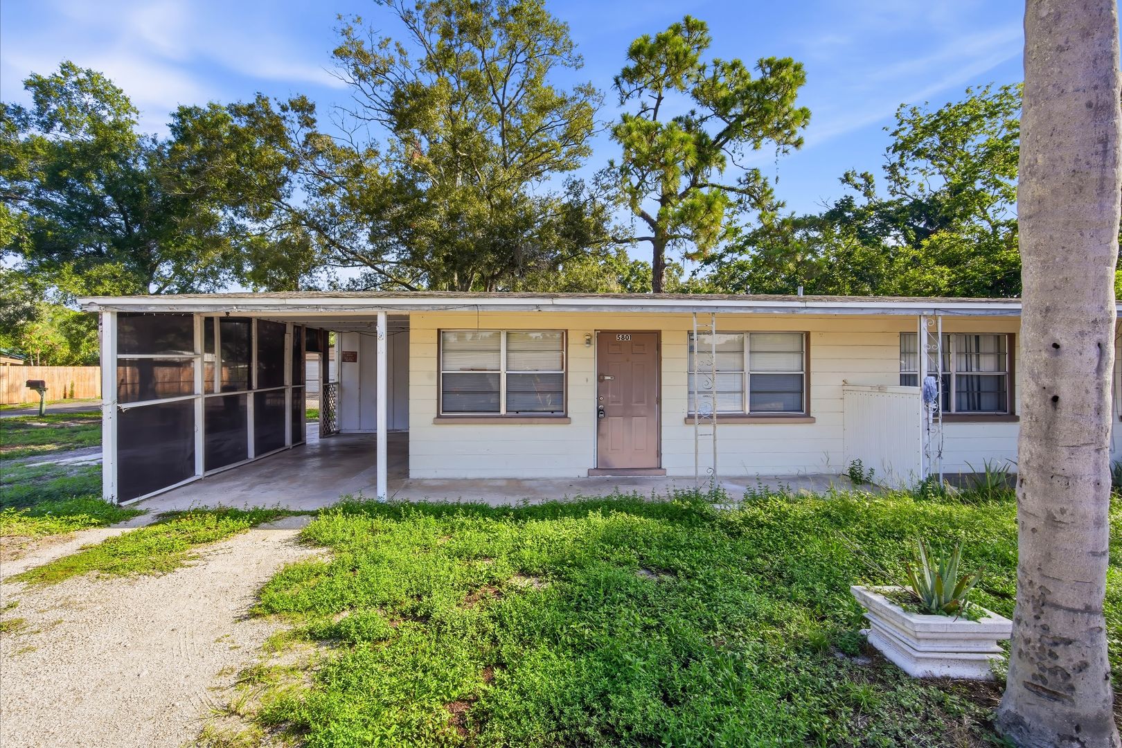 Bradenton House: 5801 11th Street Ct E