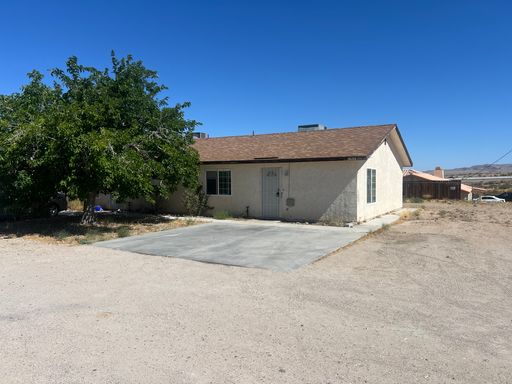 2 Bedroom Duplex for Rent in Barstow – photo 1