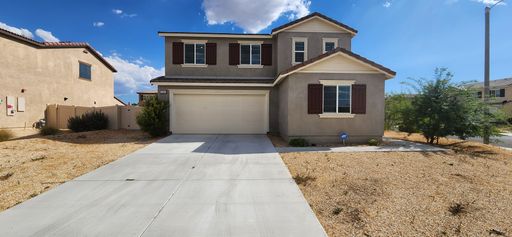 4 Bedroom, 2 Bath for Rent in Lancaster – photo 1