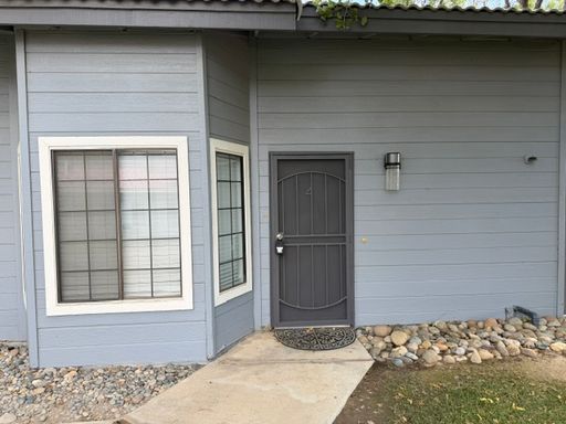 2 Bedroom 2 Bathroom Townhome For Rent in Lancaster – photo 1