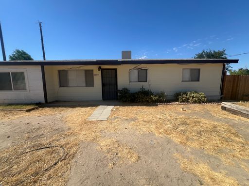 4 Bedroom Home For Rent in Barstow on 5 Acres! – photo 1