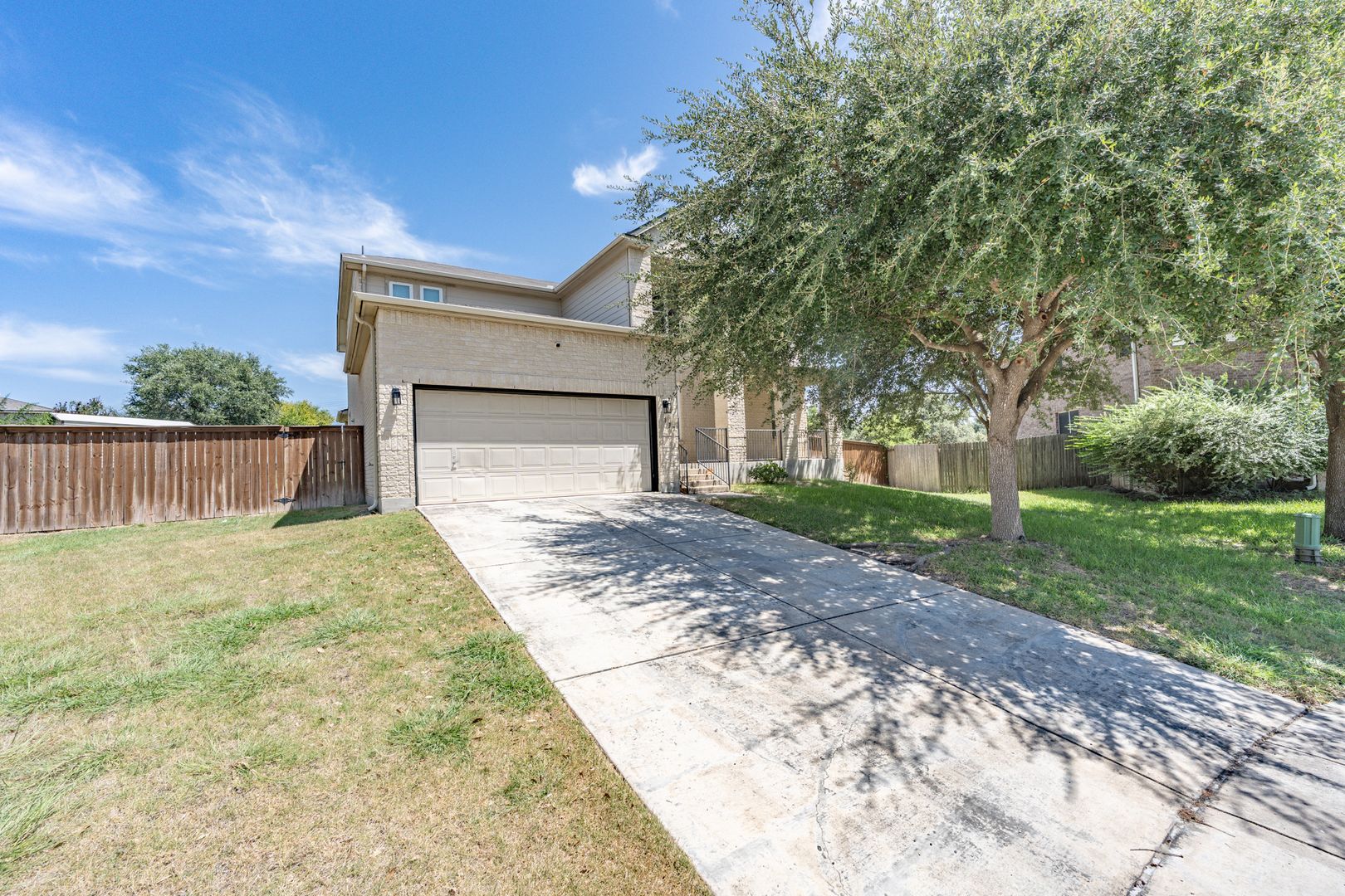 Cibolo House: 137 Springtree Shadow