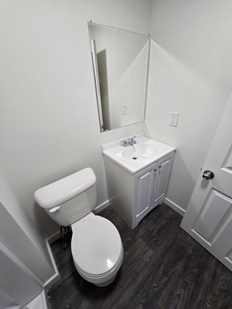 SLOAN Apartment: 110 ALDERSON ST