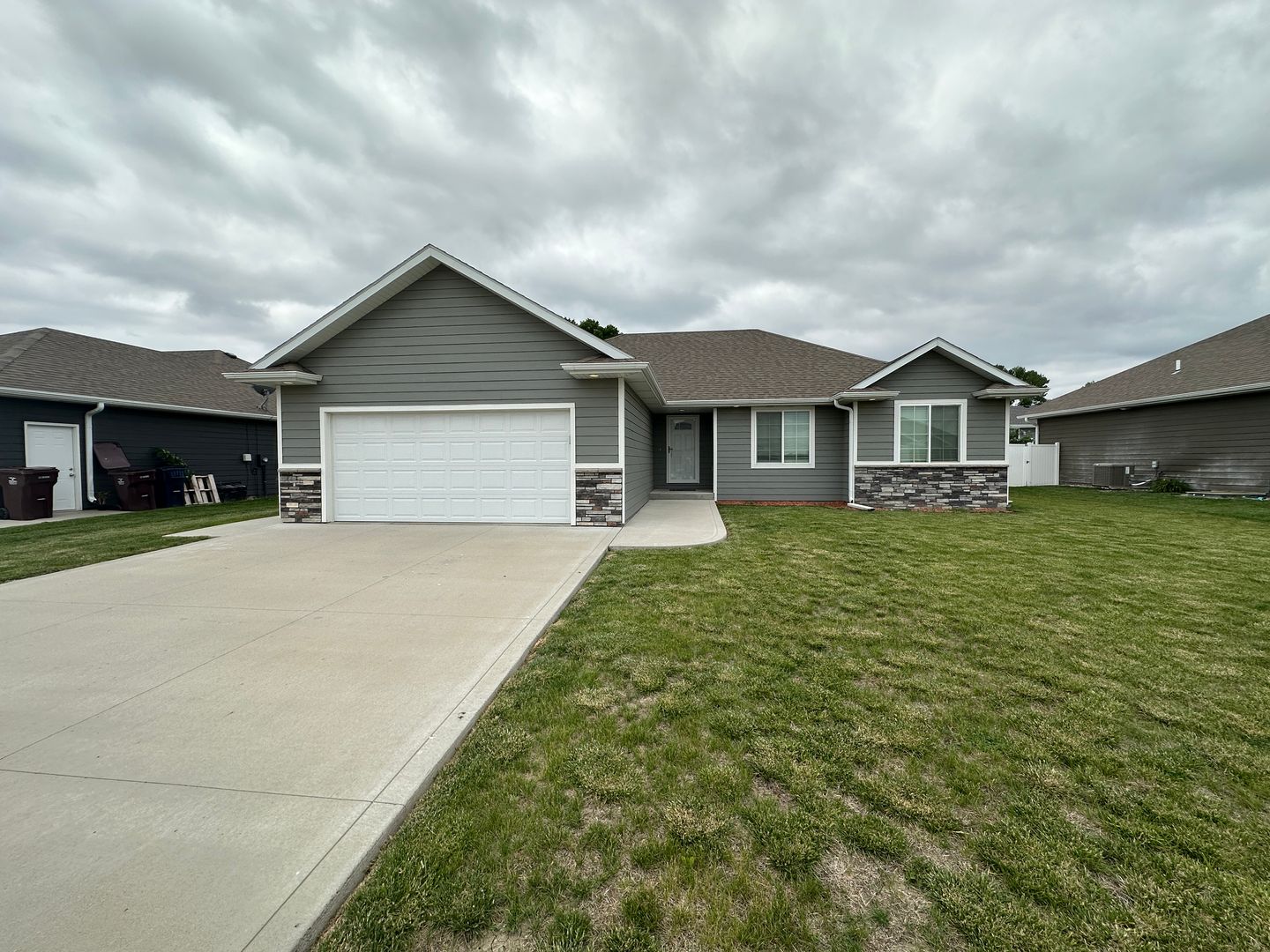 South Sioux City House: 3643 Le Mesa Way