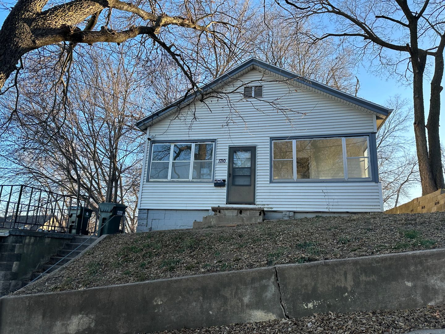 SIOUX CITY House: 1710 W 14TH ST