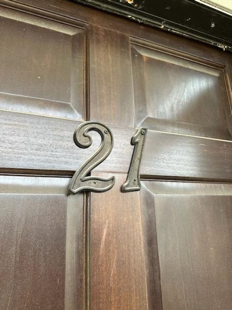 SLOAN Apartment: 110 ALDERSON ST