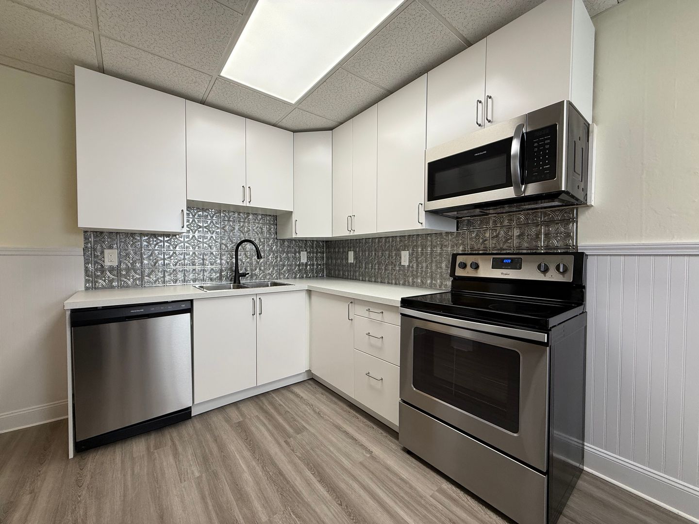 Pittsburgh House: 103 Ashton