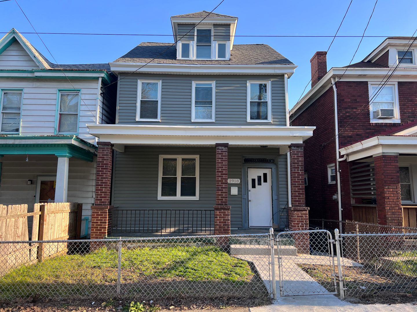 Pittsburgh House: 2918 Devlin St