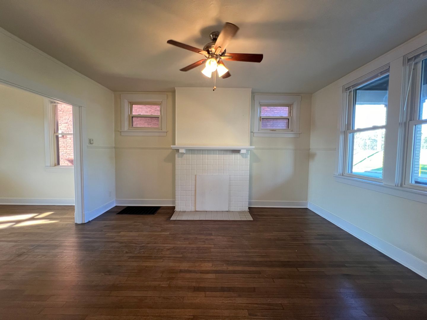 Pittsburgh House: 1502 Fernleaf St