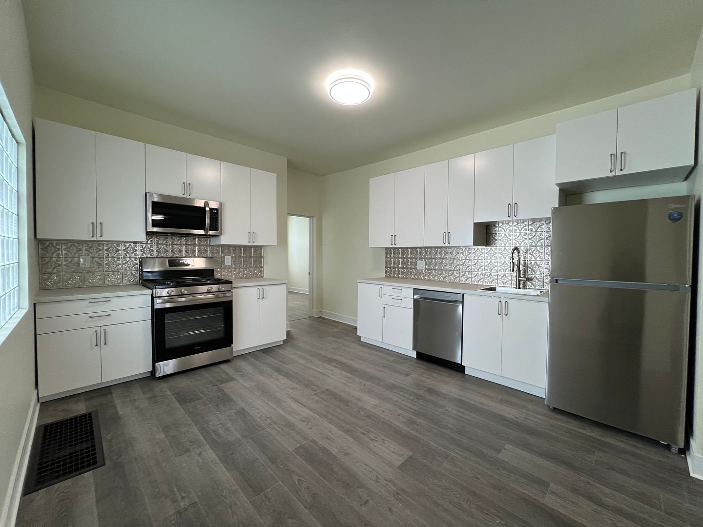 pittsburgh House: 122 Linnview Ave