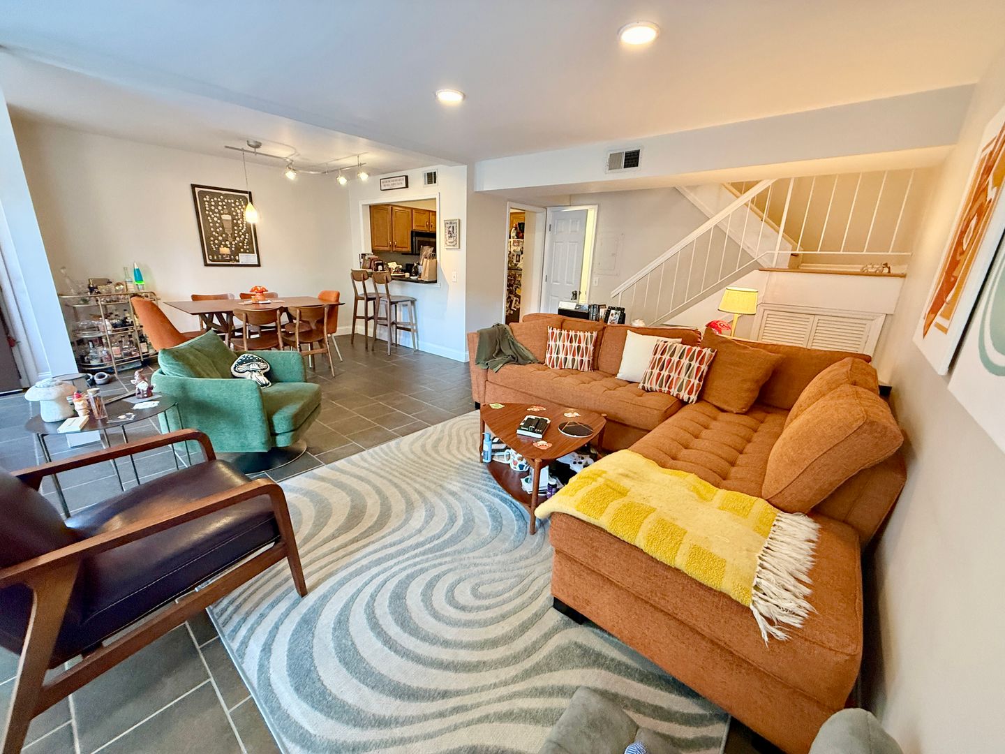 Nashville House: 2116 Hobbs Rd