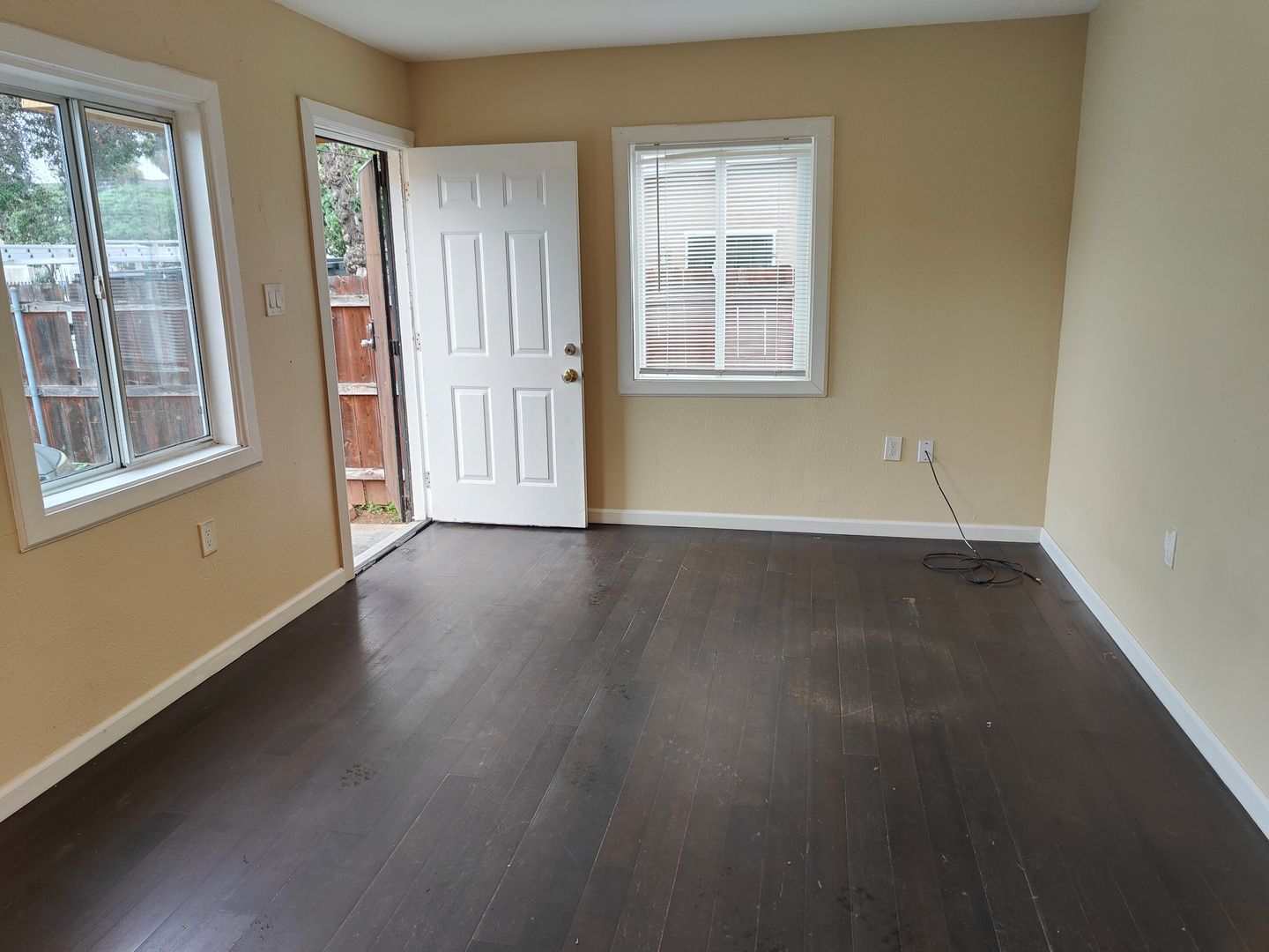 San Diego Apartment: 5451-5455 Imperial Ave