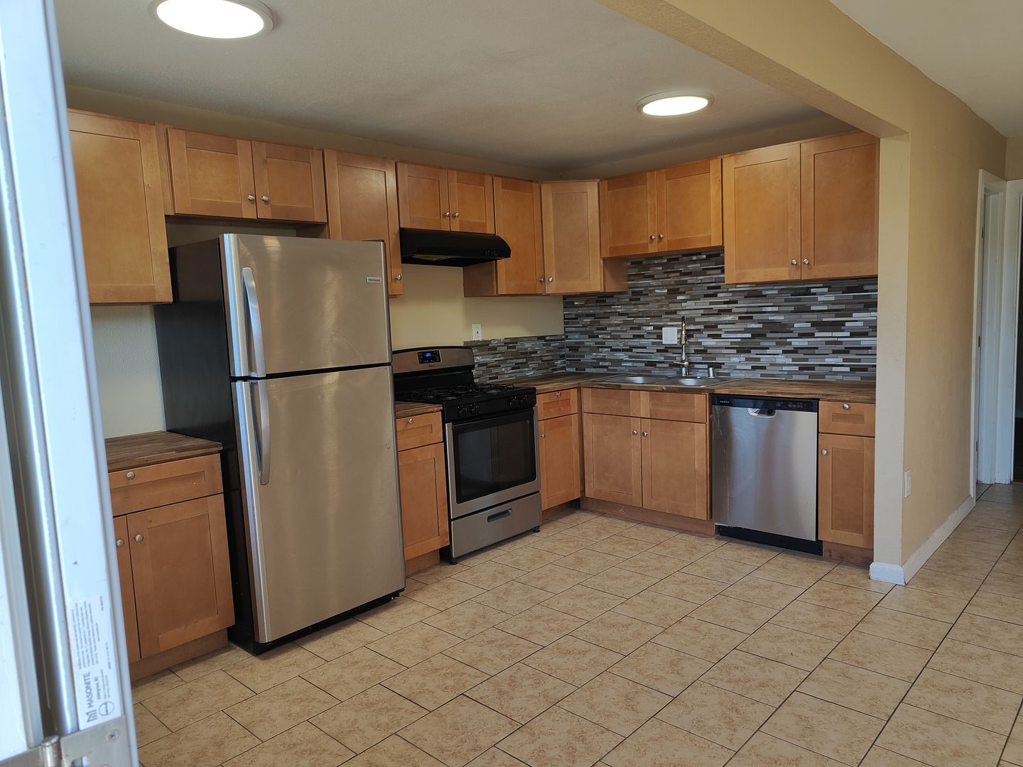 San Diego Apartment: 5115 Naranja St