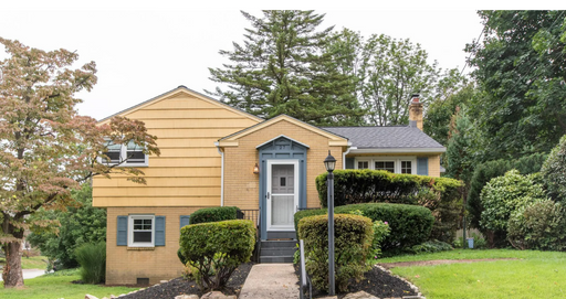 Spacious 3-Bedroom Home with Private Yard, Patio & Driveway