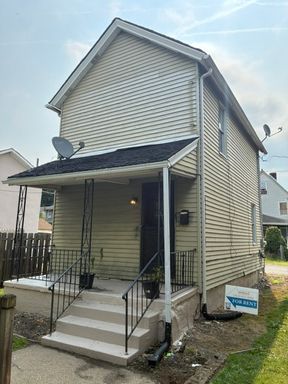 2-Bedroom Single-Family Home with Shared Yard