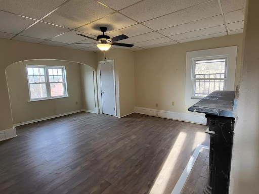4 Bedroom Top-Floor Duplex Unit in Perry South – photo 1