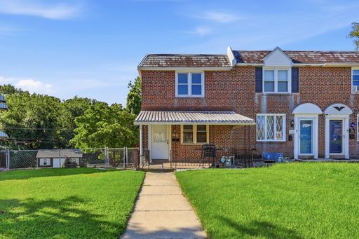 Spacious 3-Bedroom Home with Fenced Yard & Finished Basement