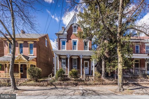 Charming 1st Floor 1-Bedroom Apartment in Pottstown – photo 1