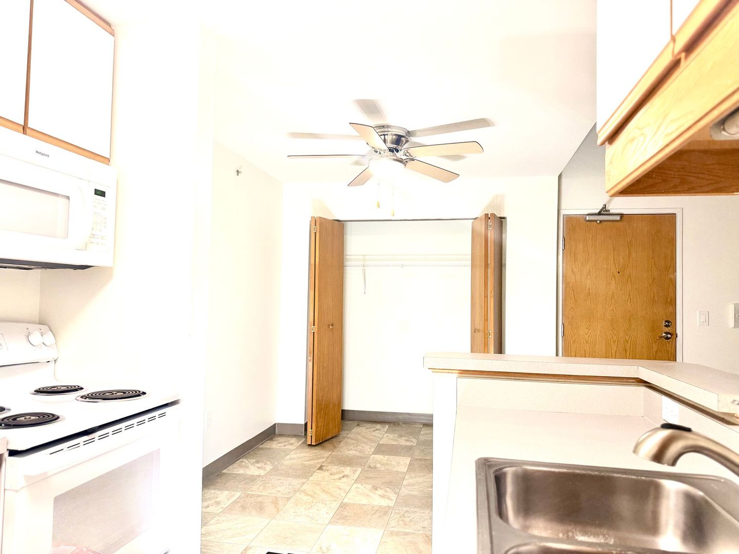 Cross Plains Apartment: 1841 Ludden Dr.