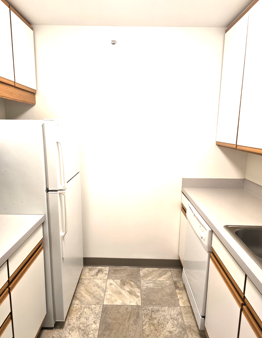 Cross Plains Apartment: 1841 Ludden Dr.