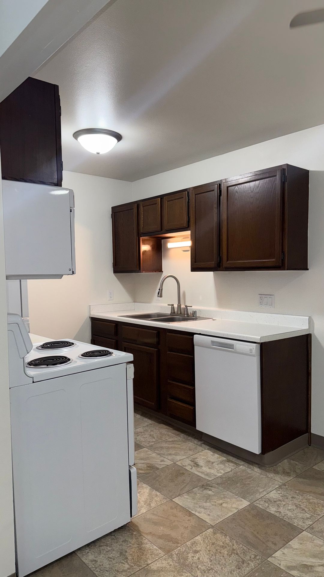 Elkhorn Village Apartments 3 of 12