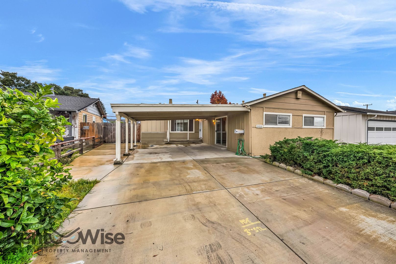 San Mateo House: 2406 Kehoe Ave