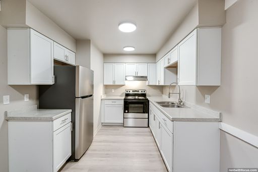 Evergreen Place – photo 1