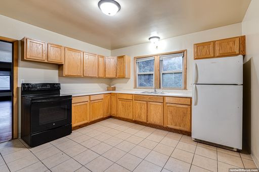 111 W Parkway Ave - A – photo 1