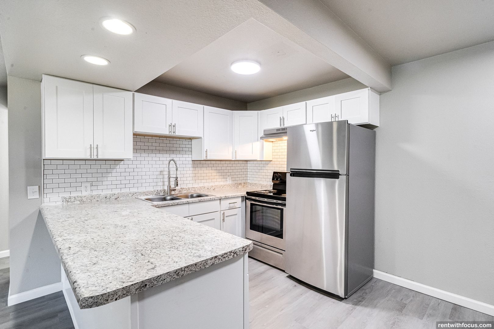 South Milwaukee Apartment: 311, 211, 225, 235, 245, 323, 333 Southtowne Dr.