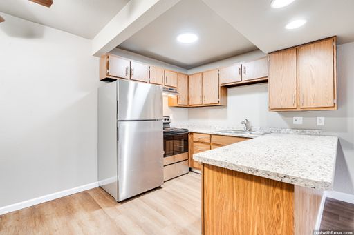 Stonecreek Apartments – photo 1