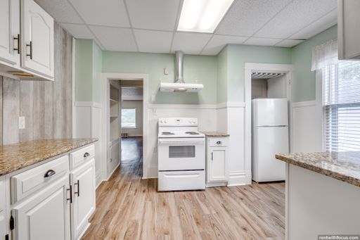 299 2nd St – photo 1