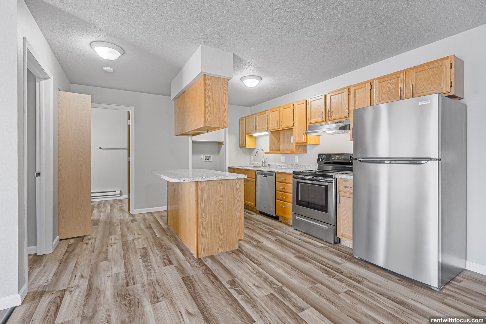 Omro Apartment: 1670 Huckleberry Ave.