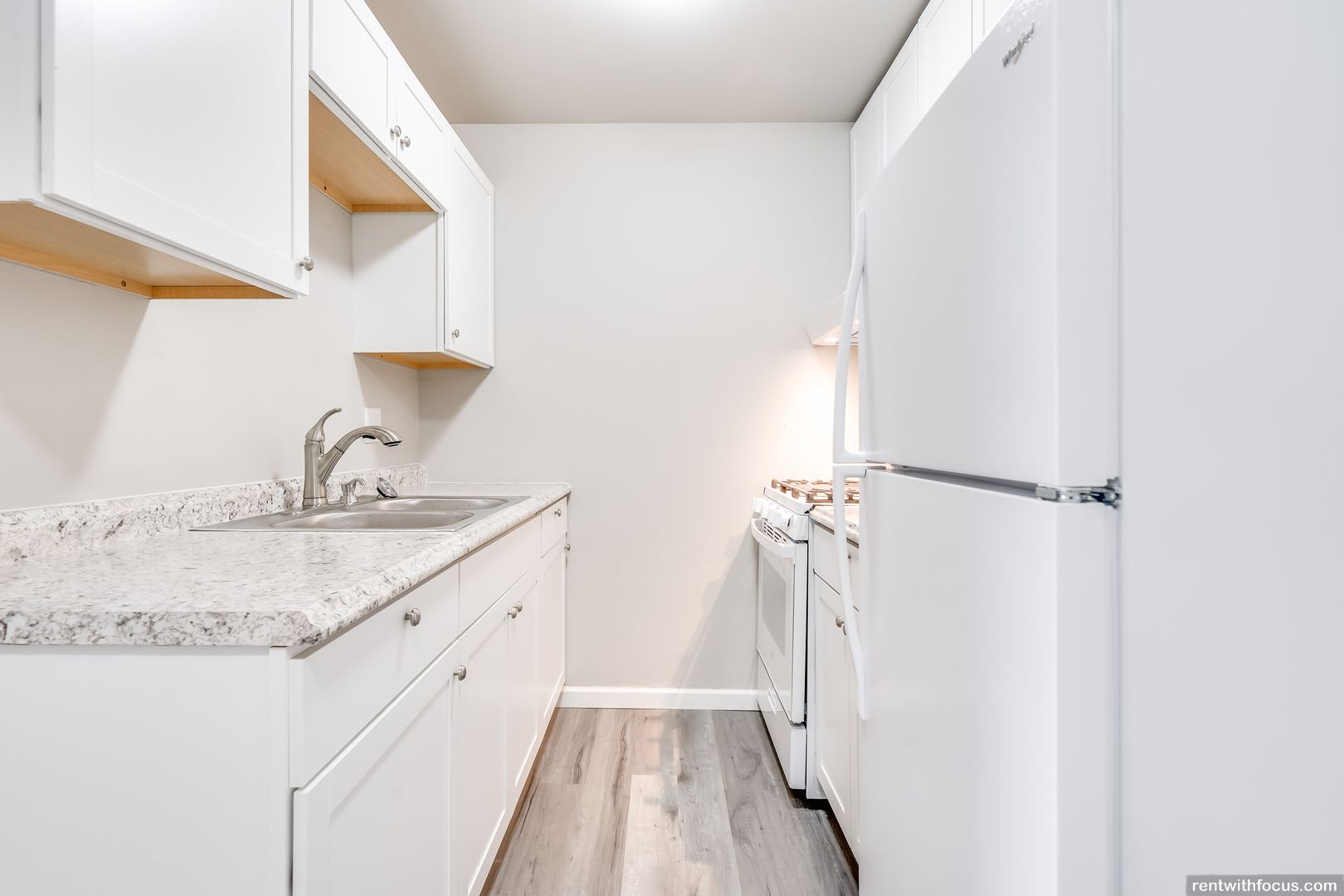 Green Bay Apartment: 409 S. Webster Ave.