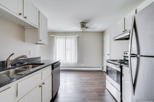 Camelot Court Apartments