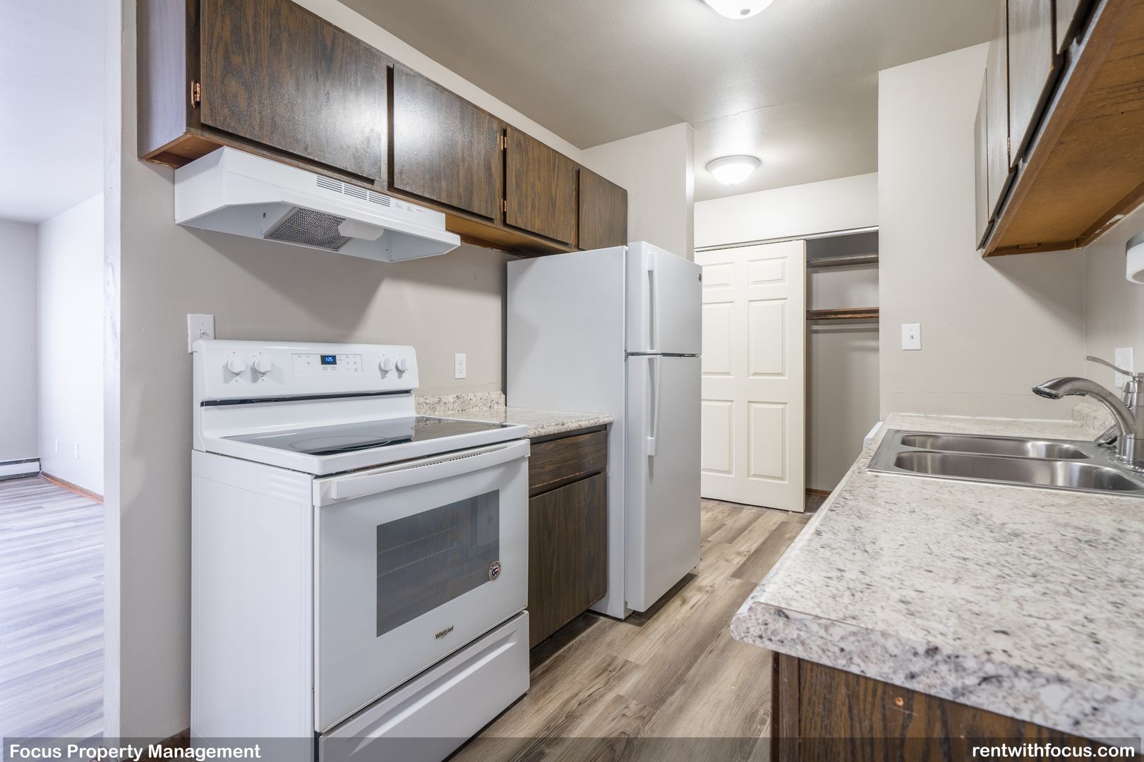 Neenah Apartment: 1225 Doctors Dr.