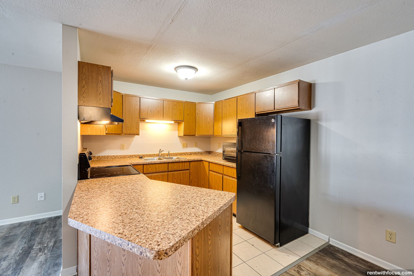 Oshkosh Apartment: 835 Wisconsin St.