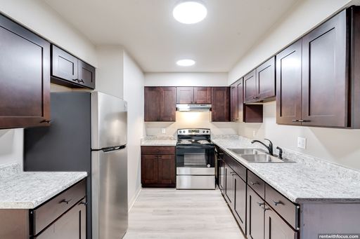 Evergreen Place – photo 1