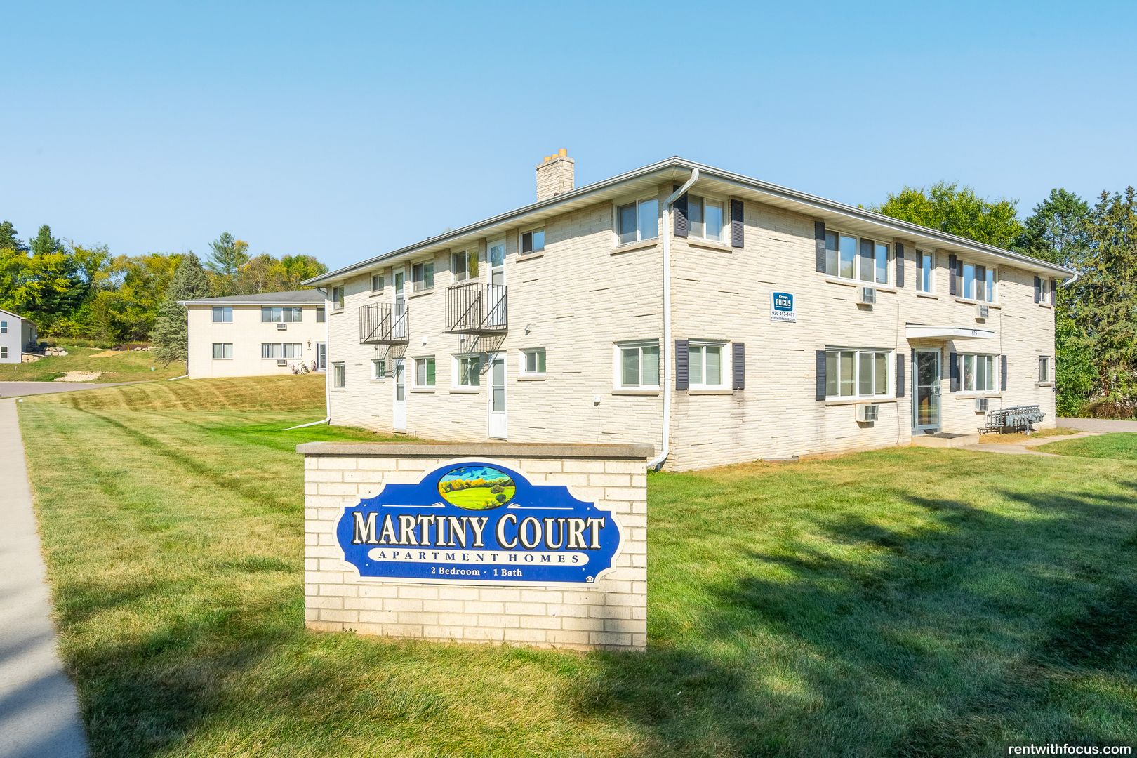 Baraboo Apartment: 716 12th St.