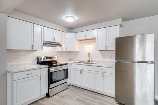 1/2 Off 1st Month's Rent – photo 1
