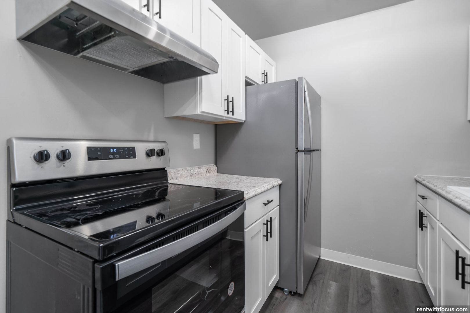 Menasha Apartment: 1000 Lucerne Dr.