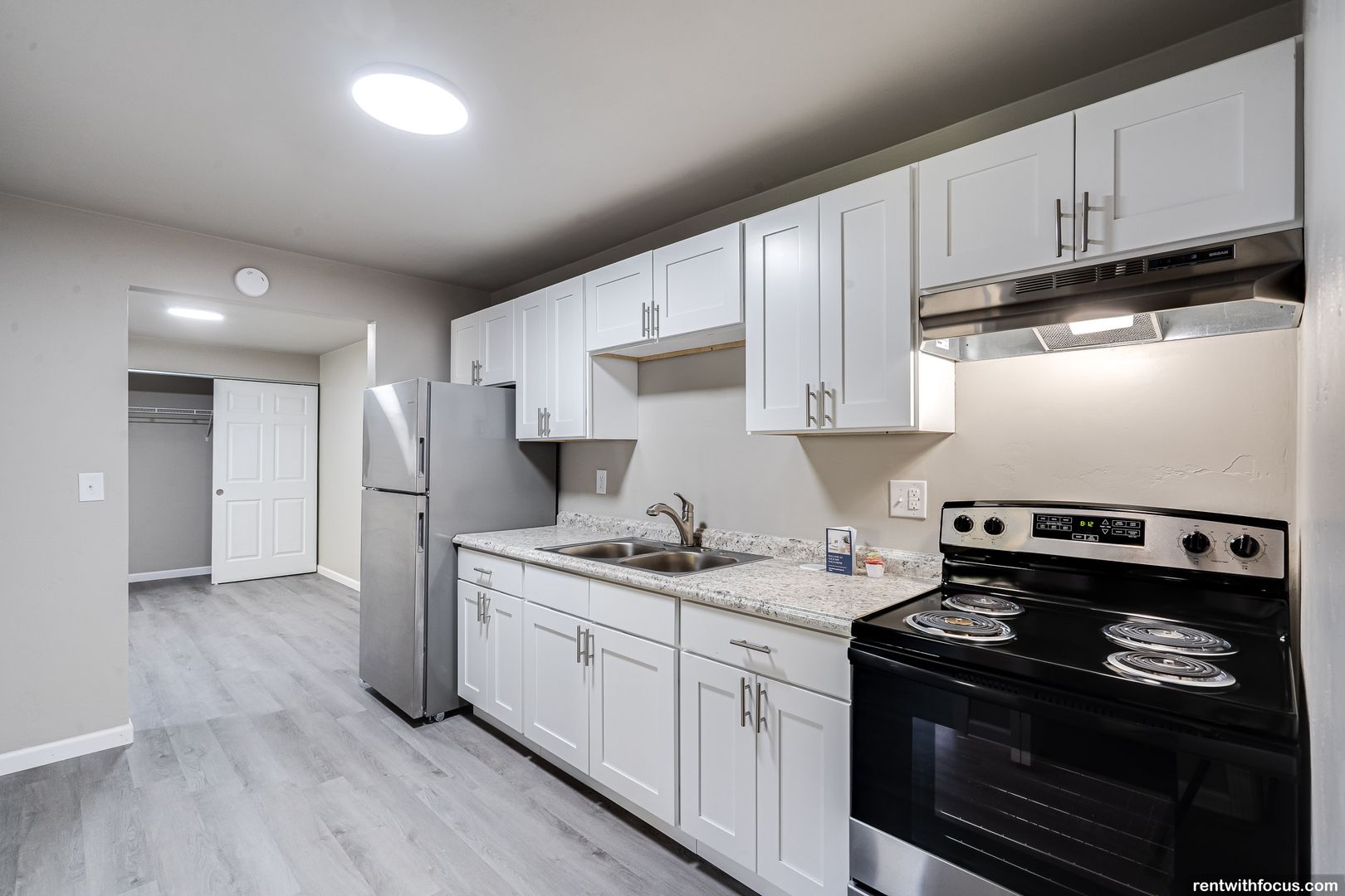 Menasha Apartment: 1000 3rd Street